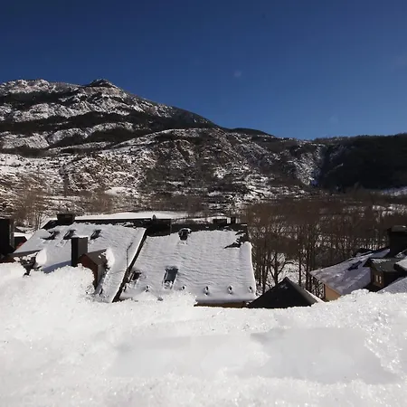 Apartamento Ball Benas Cincuenta Y Cuatro Benasque